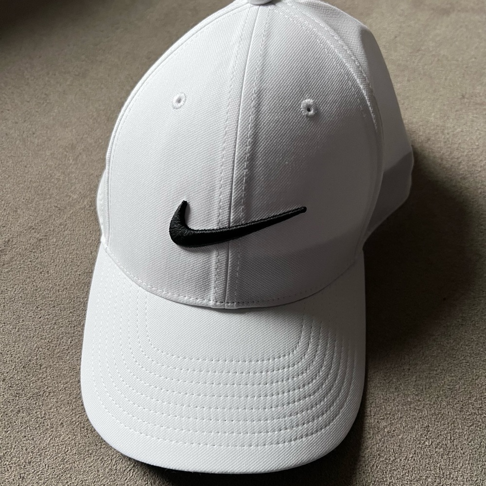 Nike Legacy 91 Dri-Fit cap, white, OSFA